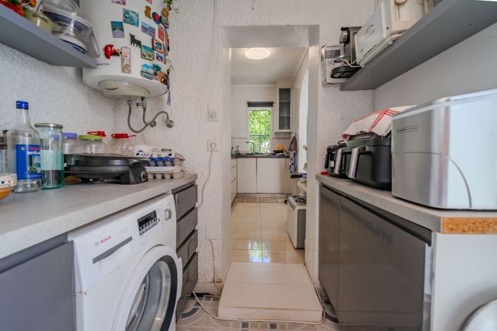 Image No.20-2 Bed House for sale