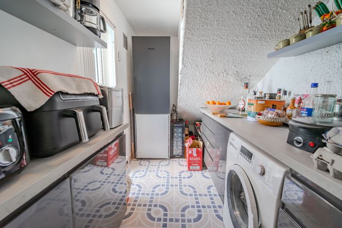 Image No.21-2 Bed House for sale