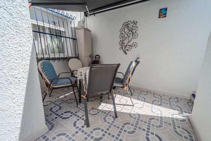 Image No.33-2 Bed House for sale