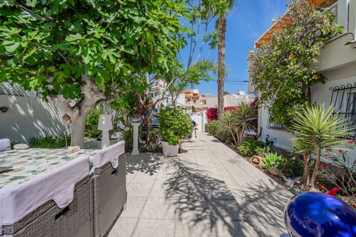 Image No.40-2 Bed House for sale