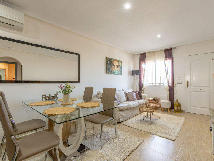 Image No.8-2 Bed Bungalow for sale