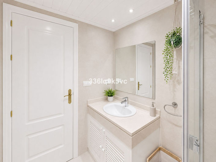 Image No.12-3 Bed Apartment for sale