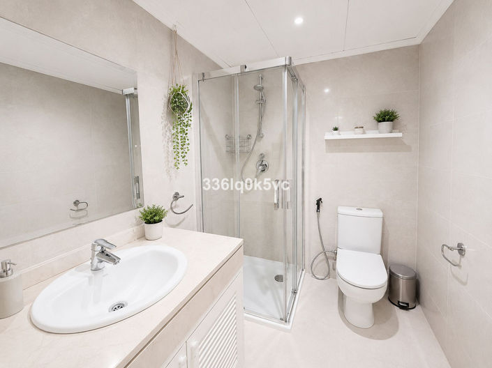 Image No.8-3 Bed Apartment for sale