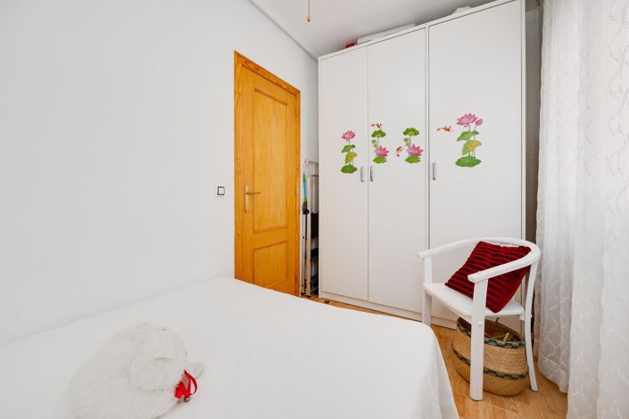 Image No.17-2 Bed Apartment for sale