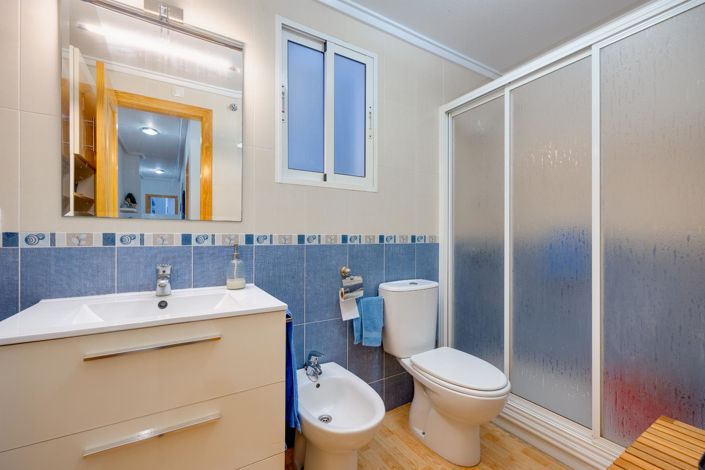 Image No.20-2 Bed Apartment for sale