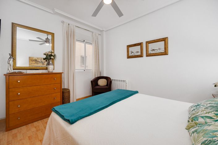 Image No.22-2 Bed Apartment for sale