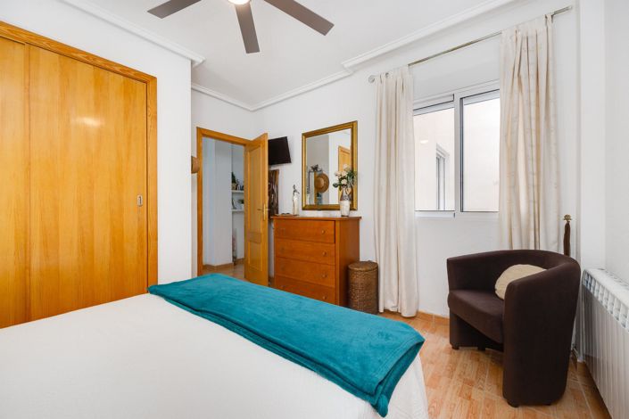 Image No.23-2 Bed Apartment for sale