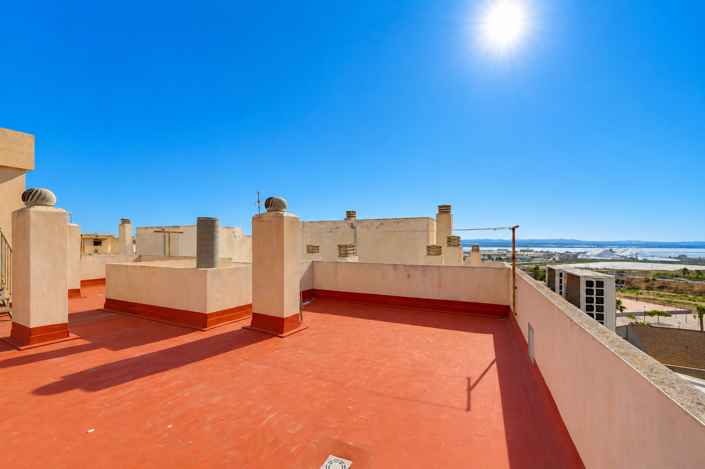 Image No.28-2 Bed Apartment for sale