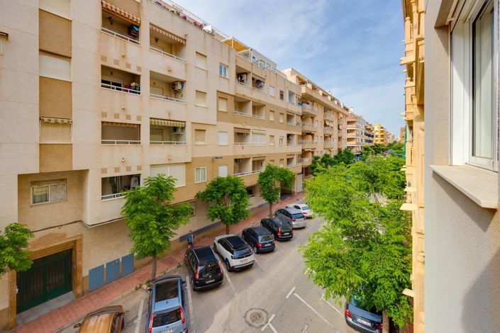 Image No.30-2 Bed Apartment for sale