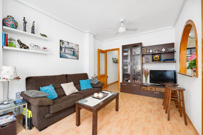 Image No.4-2 Bed Apartment for sale
