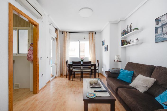 Image No.6-2 Bed Apartment for sale