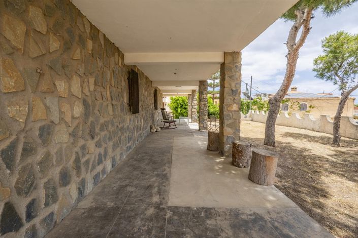 Image No.12-5 Bed Villa for sale