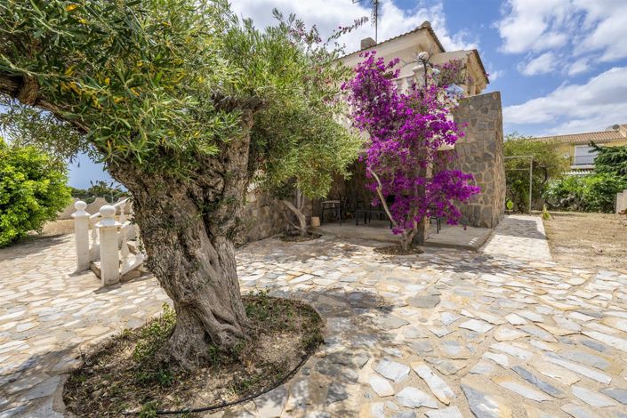 Image No.14-5 Bed Villa for sale