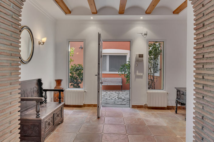 Image No.34-6 Bed Country House for sale