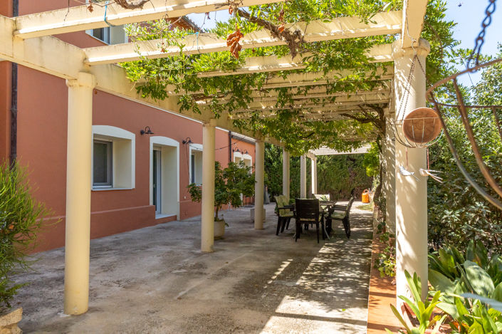 Image No.4-6 Bed Country House for sale
