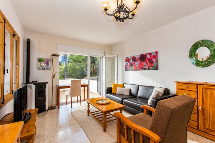 Image No.16-2 Bed Villa for sale