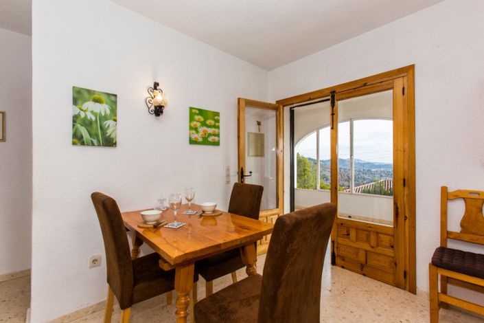 Image No.18-2 Bed Villa for sale