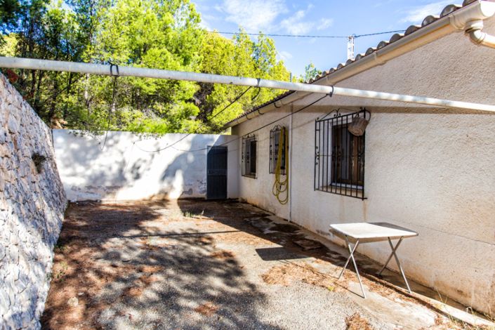 Image No.33-2 Bed Villa for sale
