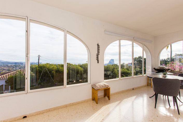 Image No.9-2 Bed Villa for sale