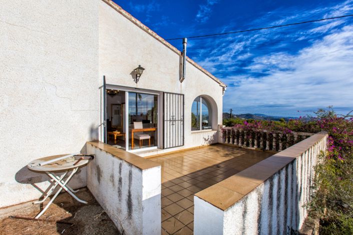 Image No.10-2 Bed Villa for sale