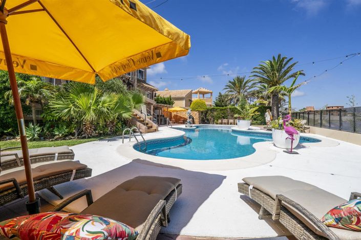 Image No.7-6 Bed Villa for sale
