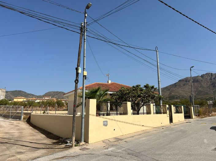 Image No.18-3 Bed Villa for sale