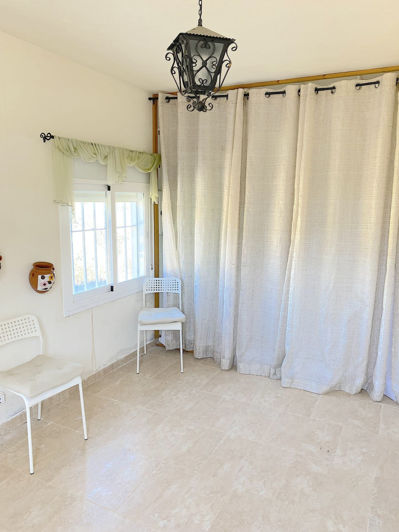 Image No.10-2 Bed Villa for sale
