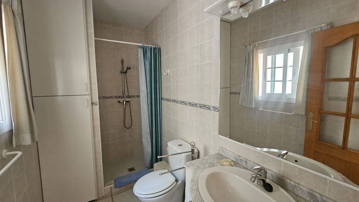Image No.17-3 Bed Villa for sale