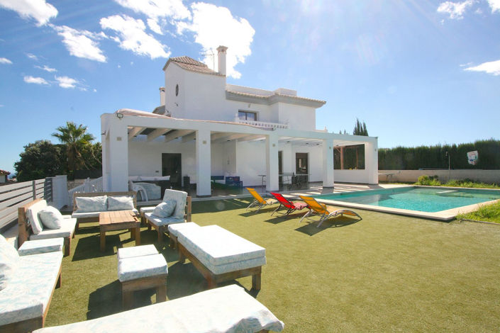 Image No.21-8 Bed Villa for sale