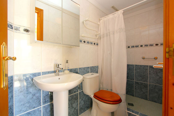 Image No.12-3 Bed Villa for sale