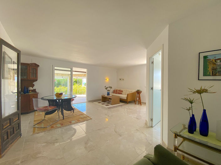 Image No.5-3 Bed Villa for sale