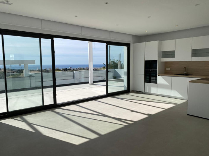 Image No.14-4 Bed Villa for sale