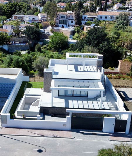 Image No.26-4 Bed Villa for sale
