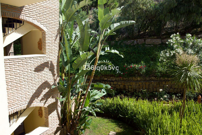 Image No.16-2 Bed Apartment for sale