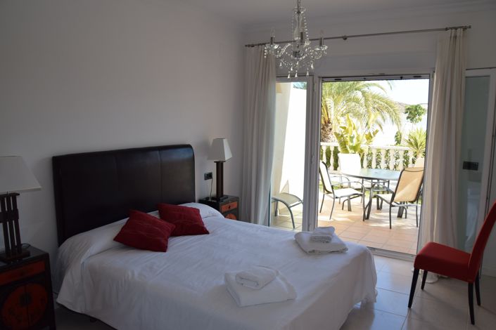 Image No.39-2 Bed Apartment for sale