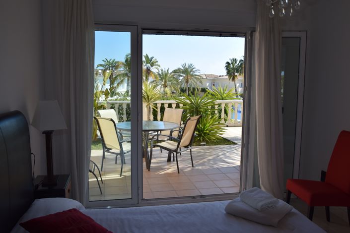 Image No.40-2 Bed Apartment for sale