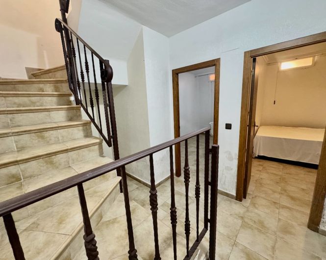 Image No.8-Villa de 4 chambres à vendre à Guardamar del Segura