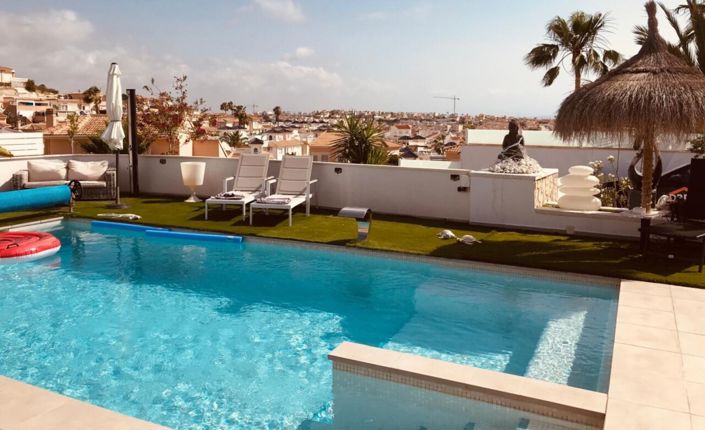 Image No.8-6 Bed Villa for sale