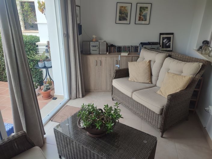 Image No.5-2 Bed Apartment for sale