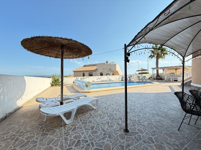 Image No.37-3 Bed Villa for sale
