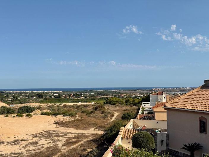 Image No.40-3 Bed Villa for sale