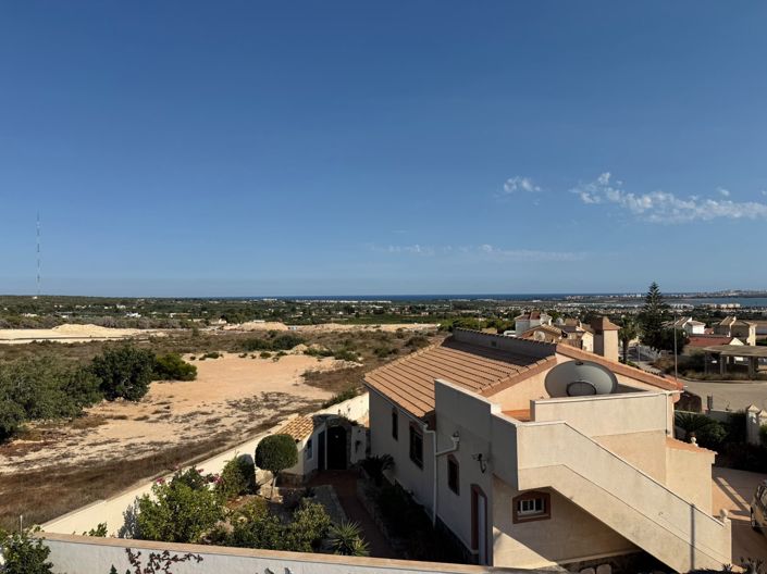Image No.47-3 Bed Villa for sale