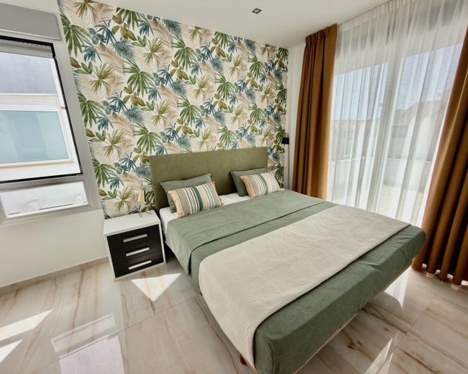 Image No.18-3 Bed Villa for sale