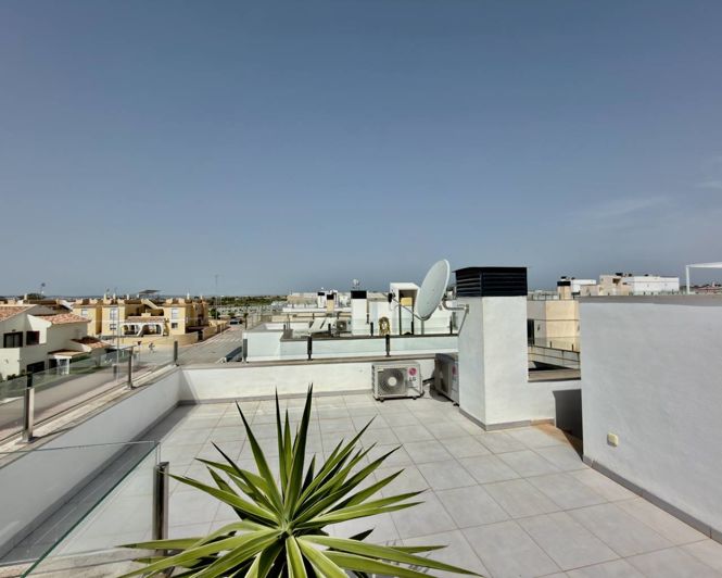 Image No.24-3 Bed Villa for sale