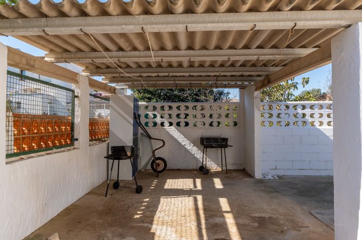 Image No.18-3 Bed Villa for sale