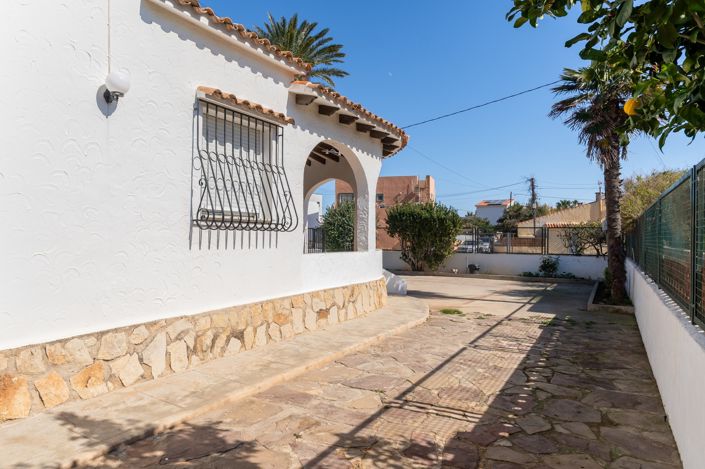 Image No.22-3 Bed Villa for sale