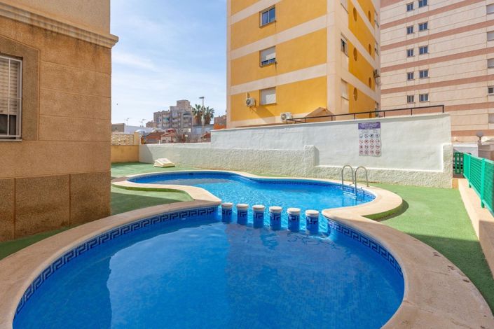 Image No.11-Appartement de 2 chambres à vendre à Torrevieja