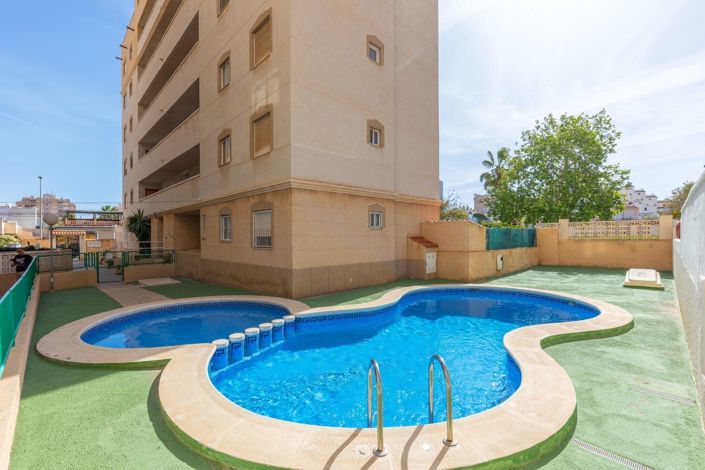 Image No.9-Appartement de 2 chambres à vendre à Torrevieja