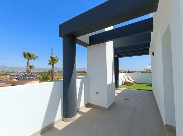 Image No.40-3 Bed Townhouse for sale