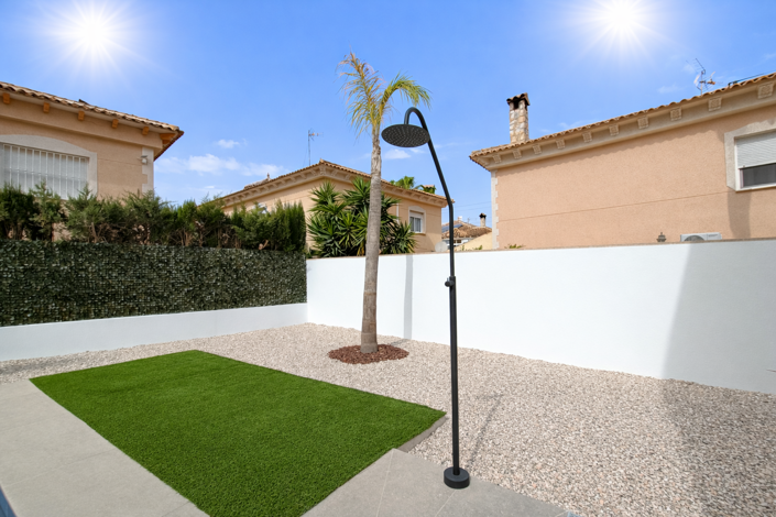 Image No.6-3 Bed Townhouse for sale